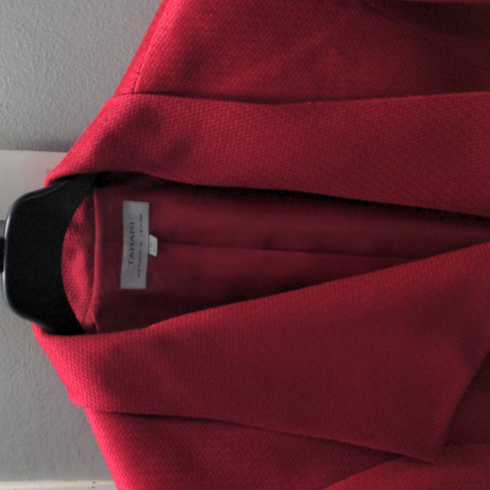 Blazer - Picture 2 of 3